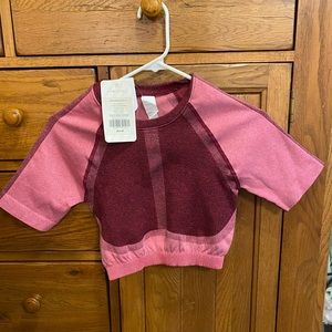 Fabletics two piece set. Size small. Top is new with tags